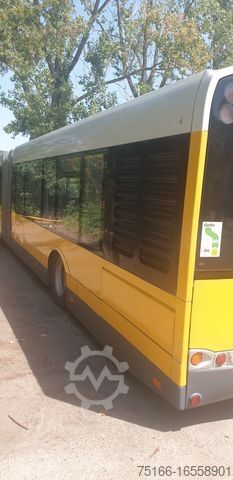 Articulated bus SOLARIS Urbino 18 Gelenkbus 88 Plätze rzeug