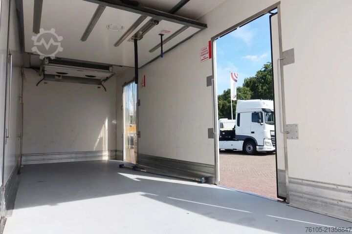 Refrigerated/freezer transport Iveco EuroCargo 120 El 210L Carrier Supra 850 MT Koel...