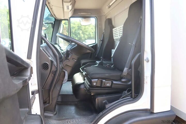 Refrigerated/freezer transport Iveco EuroCargo 120 El 210L Carrier Supra 850 MT Koel...