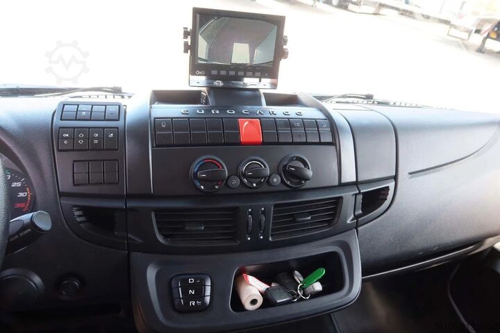 Refrigerated/freezer transport Iveco EuroCargo 120 El 210L Carrier Supra 850 MT Koel...