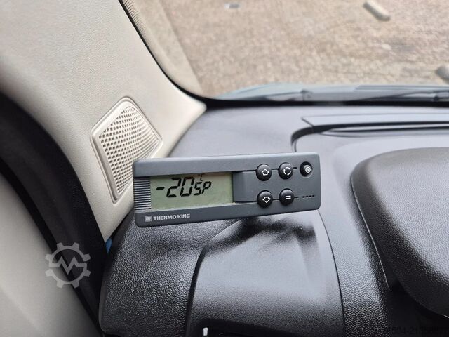 Refrigerated/freezer transport (delivery van) Fiat Ducato Maxi Koelwagen TK V300MAX st. 230V +20C/...