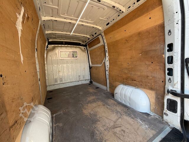 Kleinbus RENAULT Master 2.3 dCi 92 kw Lang+Hoch L2H2 Klima Ahk