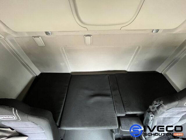Standard-SZM Iveco Stralis AS440S46T/P LNG 4x2 |