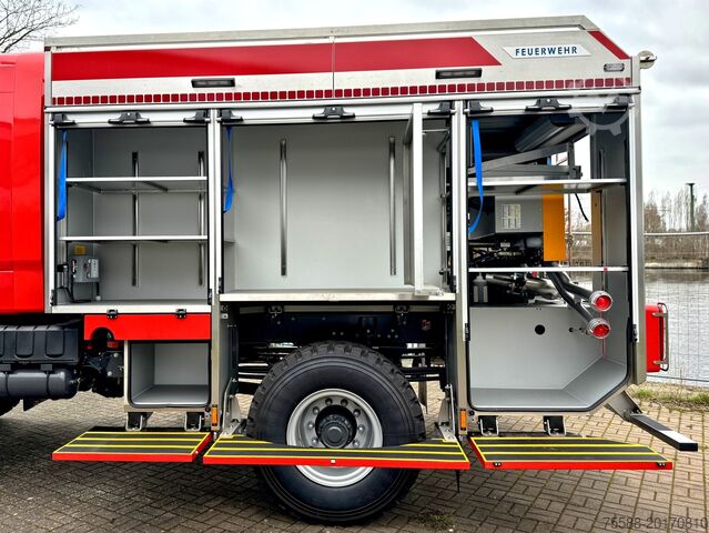 Tanklöschfahrzeug TLF 3000 Feuerwehr Renault D14 4x4 Allrad Single-Bereifung Staffel
