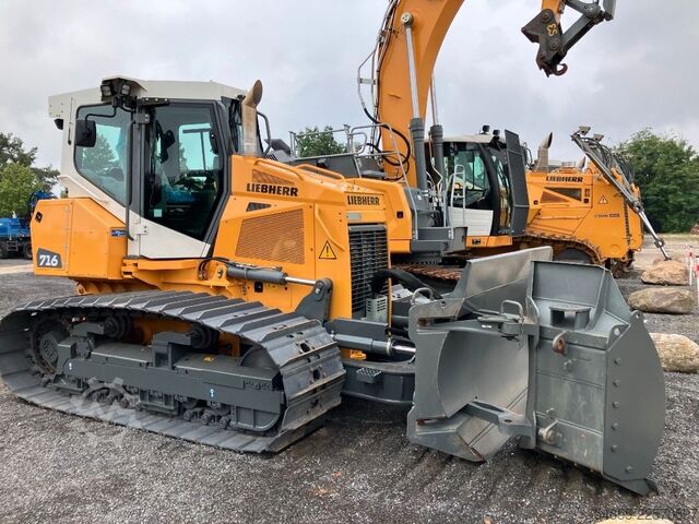Road roller LIEBHERR PR716