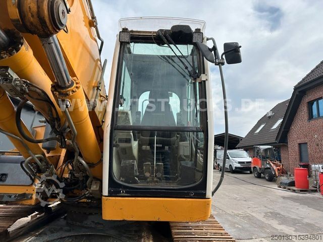 Chain excavator LIEBHERR R 926 LC Litronic Kettenbagger, Verstellausleger