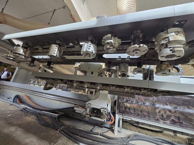 Throughfeed machining center Biesse Winline 1650