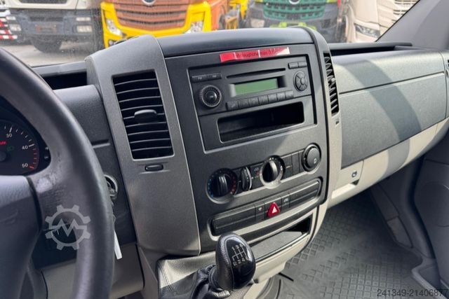 Curtain sider van MERCEDES-BENZ Sprinter 316 Hebebühne