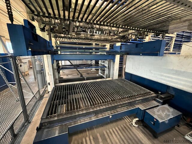Laserschneidmaschine TRUMPF TruLaser 3030 Fiber (L49)