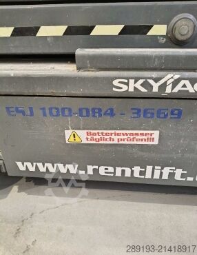 Scherenarbeitsbühne Skyjack SJ III 3226 Elektro 9,90m