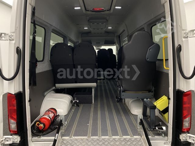 Kleinbus VOLKSWAGEN Crafter 50 Maxi *Rollstuhl-Rampe* Dachklima+15-S