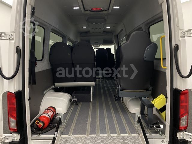 Kleinbus VOLKSWAGEN Crafter 50 Maxi *Rollstuhl-Rampe* Dachklima+15-S