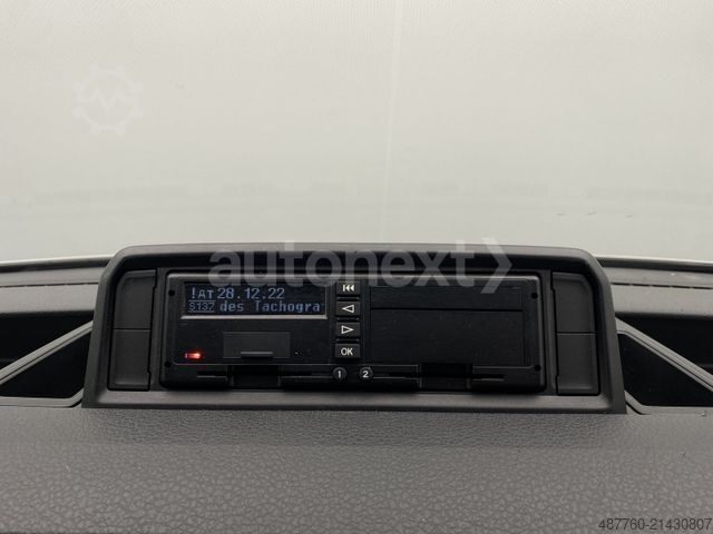 Kleinbus VOLKSWAGEN Crafter 50 Maxi *Rollstuhl-Rampe* Dachklima+15-S