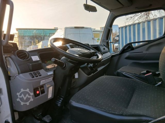 LKW mit Pritsche & Plane MITSUBISHI Fuso Canter/ LBW