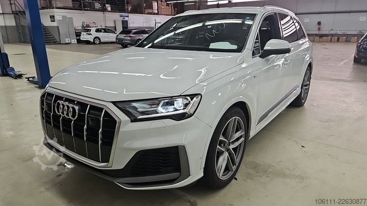 Pick-up AUDI Q7 55 TFSI e quattro S line HeadUp/Massage/AHK
