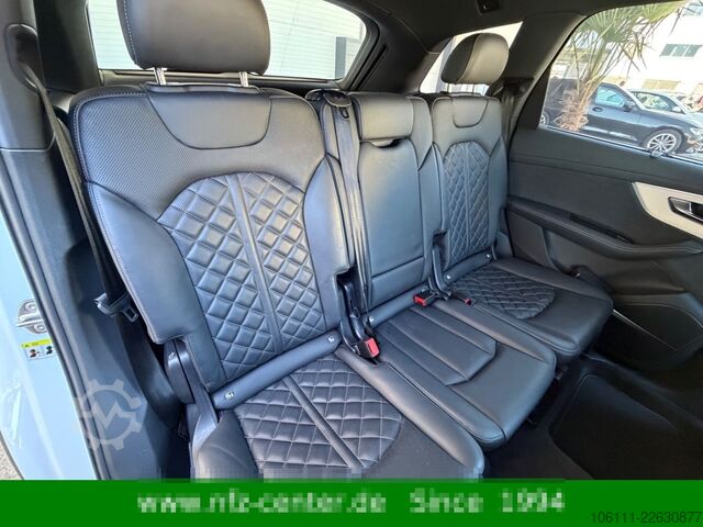 Pick-up AUDI Q7 55 TFSI e quattro S-Line HeadUp/Massage/AHK