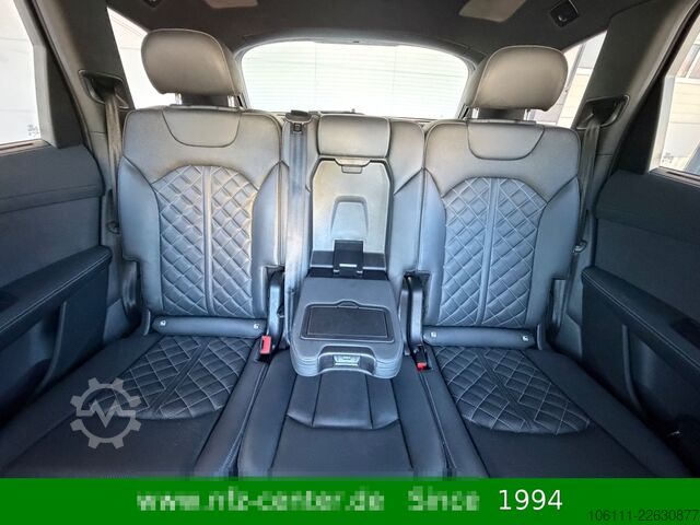 Pick-up AUDI Q7 55 TFSI e quattro S-Line HeadUp/Massage/AHK