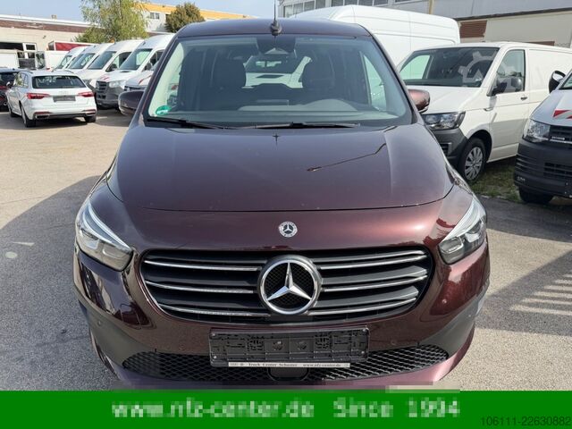 Minibus MERCEDES-BENZ T 180 d Edition Progressive Kamera AHK