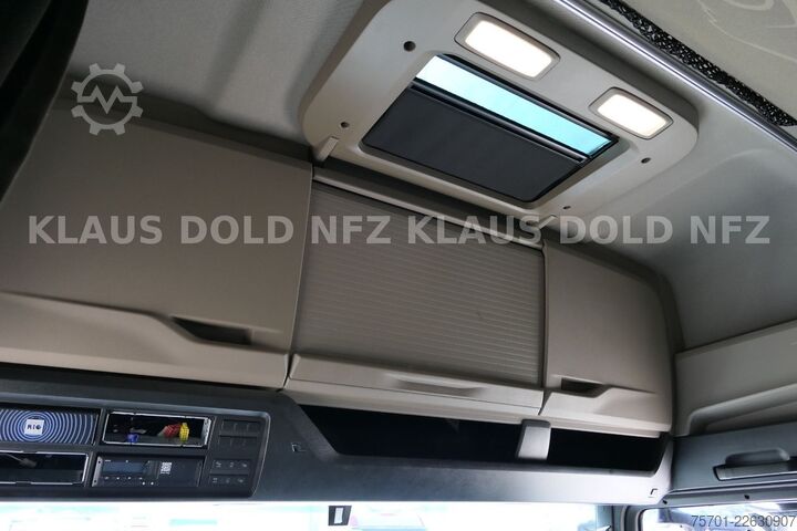 LKW mit Pritsche & Plane MAN TGX 26.510 PP Retarder XL-Tank Mitnahmestapler