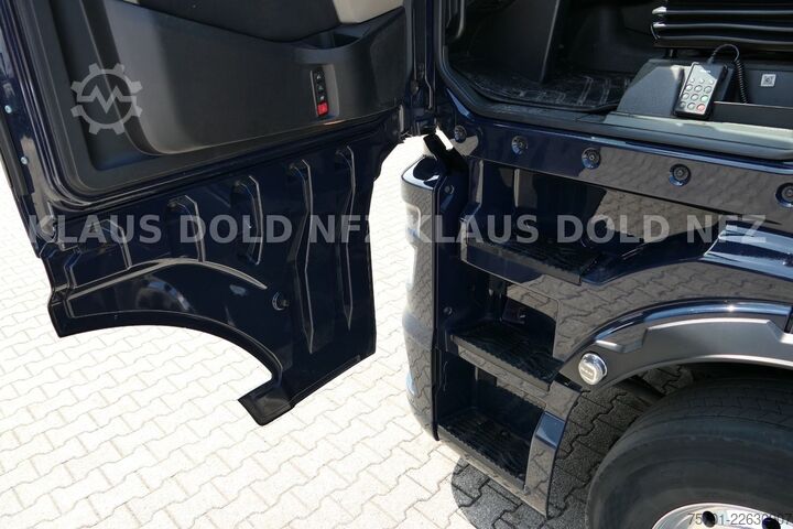 LKW mit Pritsche & Plane MAN TGX 26.510 PP Retarder XL-Tank Mitnahmestapler