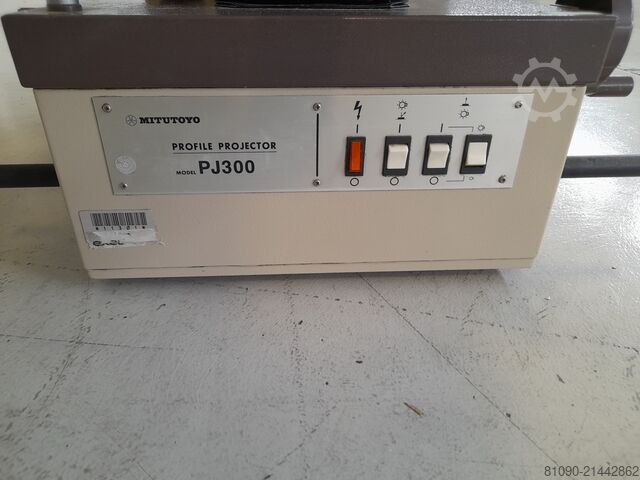 Profile projector MITUTOYO PJ-300H