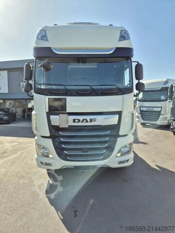 Gefährliche Stoffe DAF XF 480 FT SUPER SPACE CAB ADR ZF INTARDER