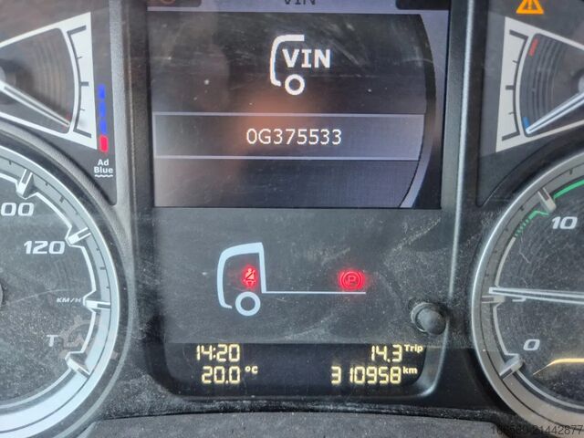 Gefährliche Stoffe DAF XF 480 FT SUPER SPACE CAB ADR ZF INTARDER