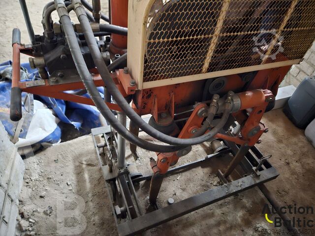 Sleeper tamping machine other railway equipment  Sleeper tamping machine