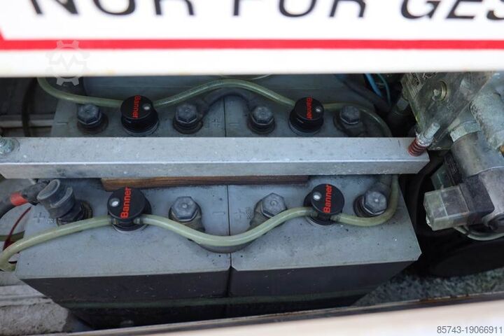 Scherenhebebühne Holland Lift Ecostar HL-11812 Electric, 14m Working Height, 300