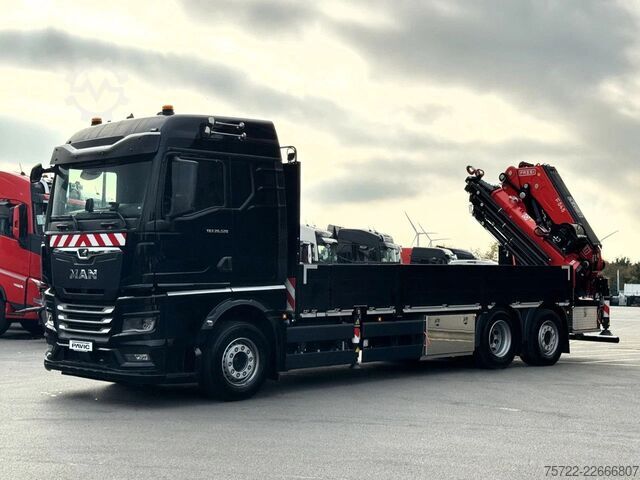 Crane truck MAN TGX 26.540 6x2-4 LL Containerpritsche Fassi 545