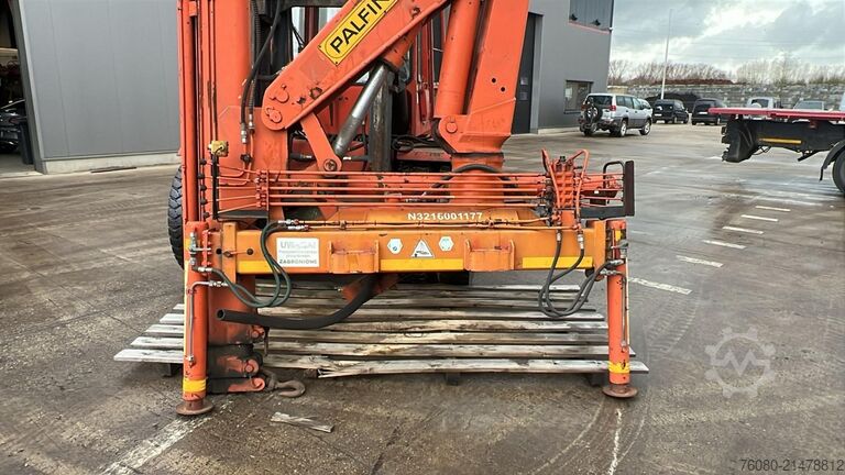 Crane PALFINGER PK 9000