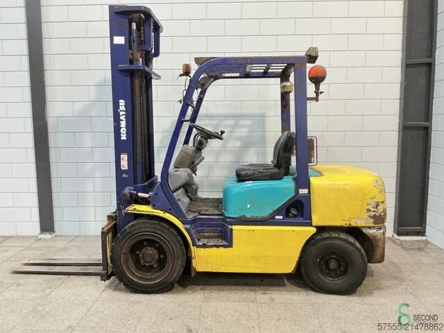 Forklift Komatsu FD 30 T 12