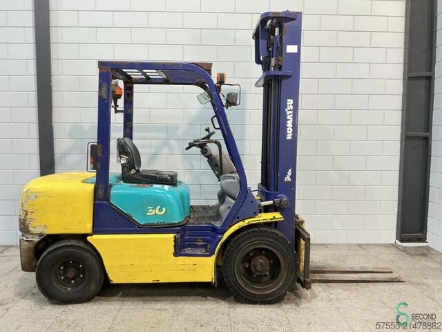Forklift Komatsu FD 30 T 12