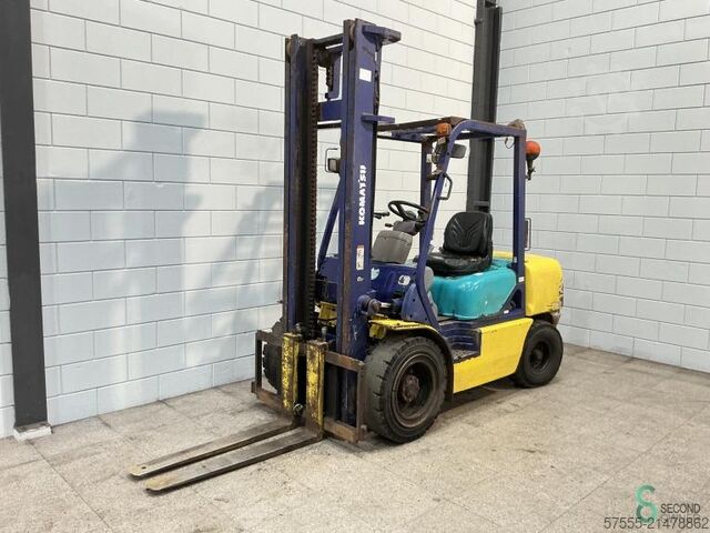 Forklift Komatsu FD 30 T 12