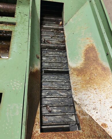 Chip conveyor RUEZ SFWW2/306DAU 3000mm