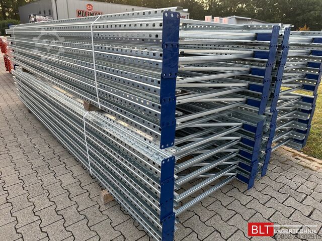 Heavy duty shelf ca. 100,16 lfm. Palettenregale H: 550cm Fachlast : 3000 kg , 432 Palettenplätze