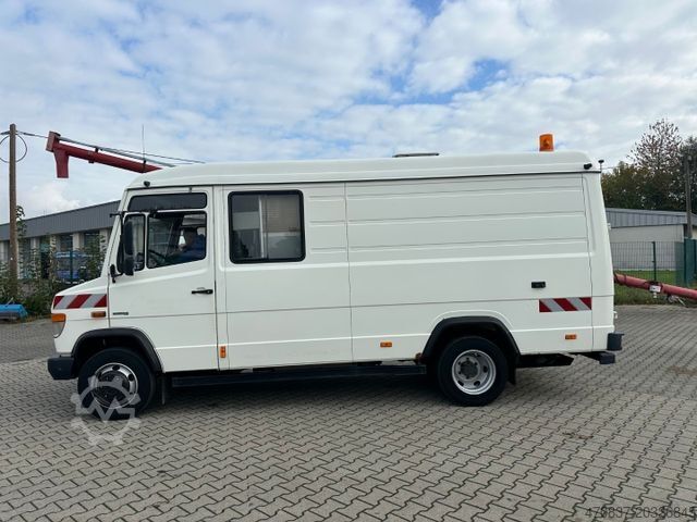 High top van MERCEDES-BENZ Vario 818 / Werkstatt / Kompressor / Doka