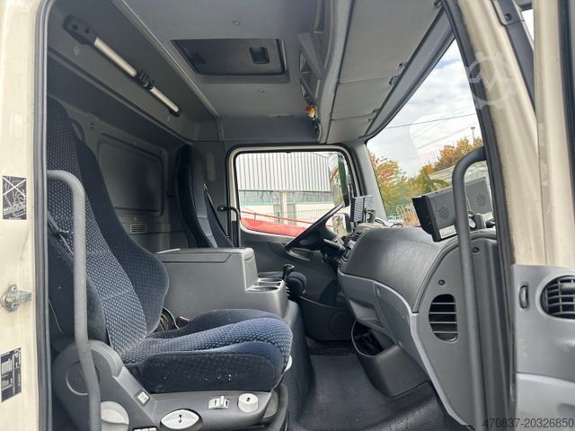 Curtain sider van MERCEDES-BENZ Atego 818 / LBW / Klima
