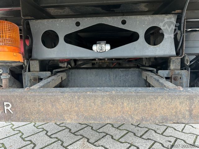 Curtain sider van MERCEDES-BENZ Atego 818 / LBW / Klima