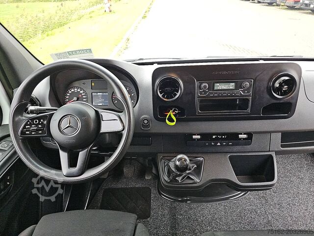 Suitcase MERCEDES-BENZ SPRINTER 514 Bakwagen Laadklep!