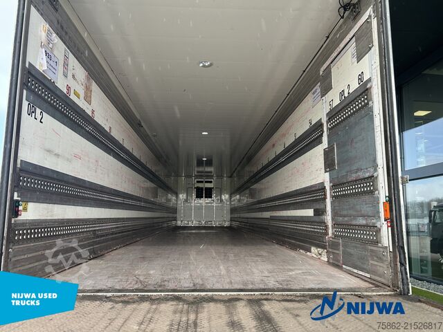 Refrigerated/frozen transport Pacton trailers TBZ.122 Carrier Maxima 1300 + Laadklep