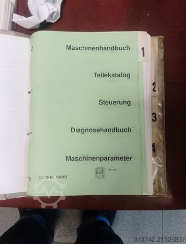 CNC 5 Achsen Bearbeitungszentrum Deckel Maho DMU70V