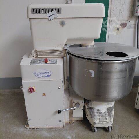 Spiralteigkneter mit fahrbarem Kessel Diosna SP 180 AD