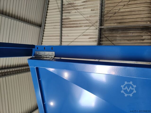 Halls partition system  