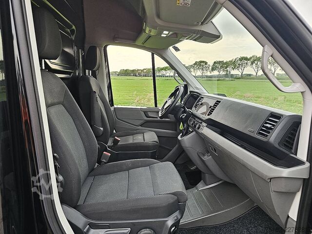 High-roof van VW CRAFTER 35 2.0 L3H3 140Pk Automaat!