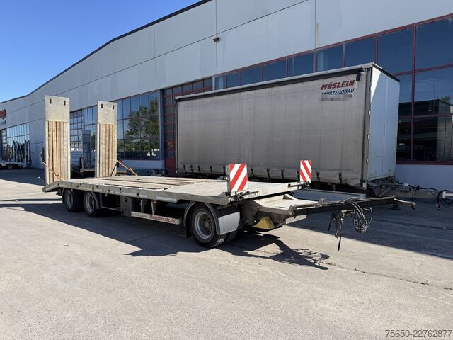 Low loader trailer Möslein TO 3 Schwebheim  3 Achs Tieflader Plato