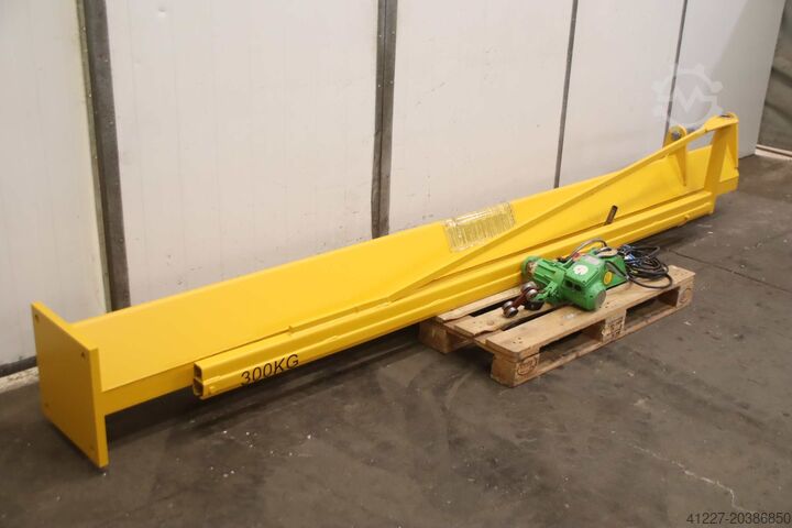Säulenschwenkkran Ausleger 3,1 m/300 kg Demag/Stahl SK