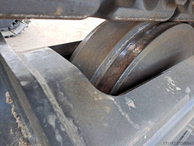 Raupenbagger Develon DX 225 LC-7M (UNUSED, multiple units available)