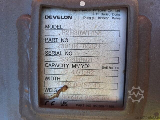 Raupenbagger Develon DX300LC-7M