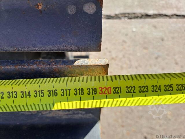 Raupenbagger Develon DX300LC-7M